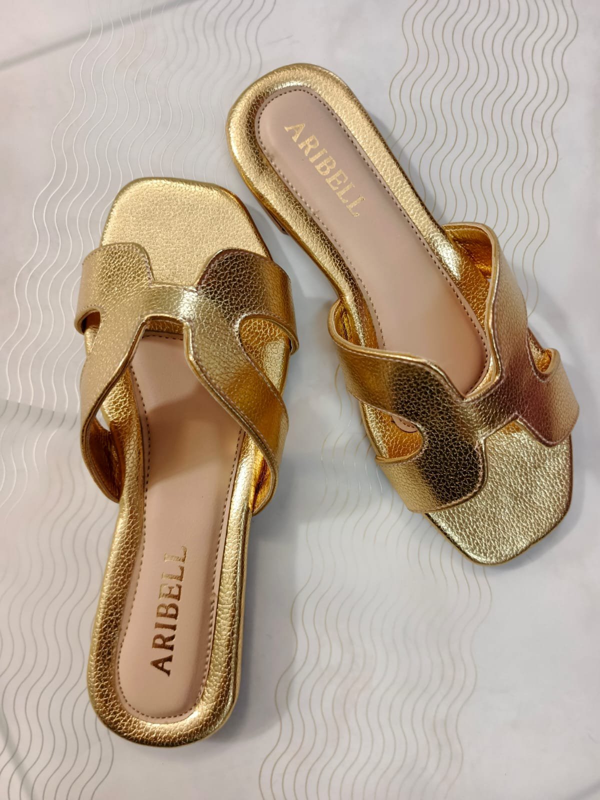 Flats Aribell Gold