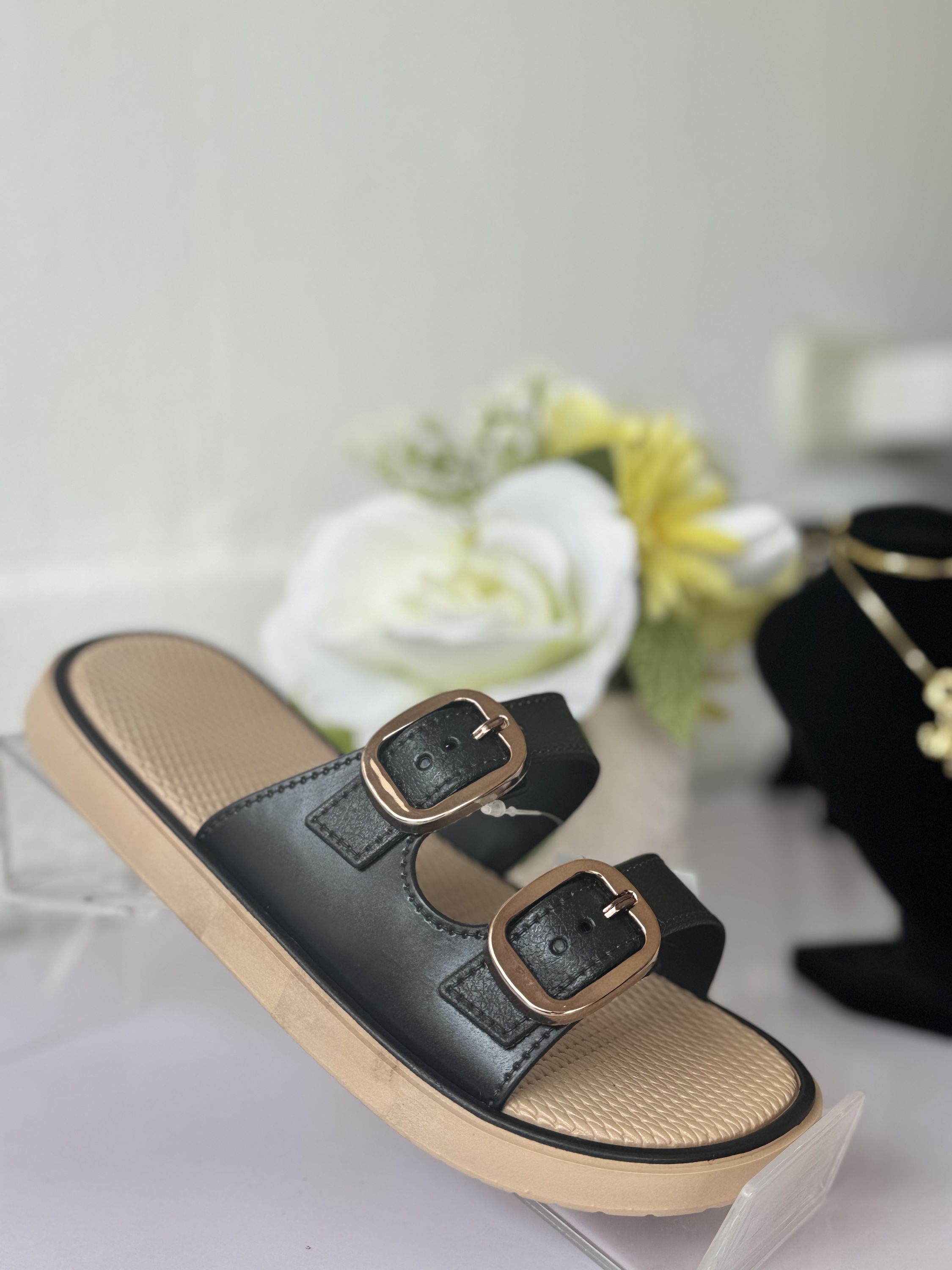 ALEXA BLACK 2688
