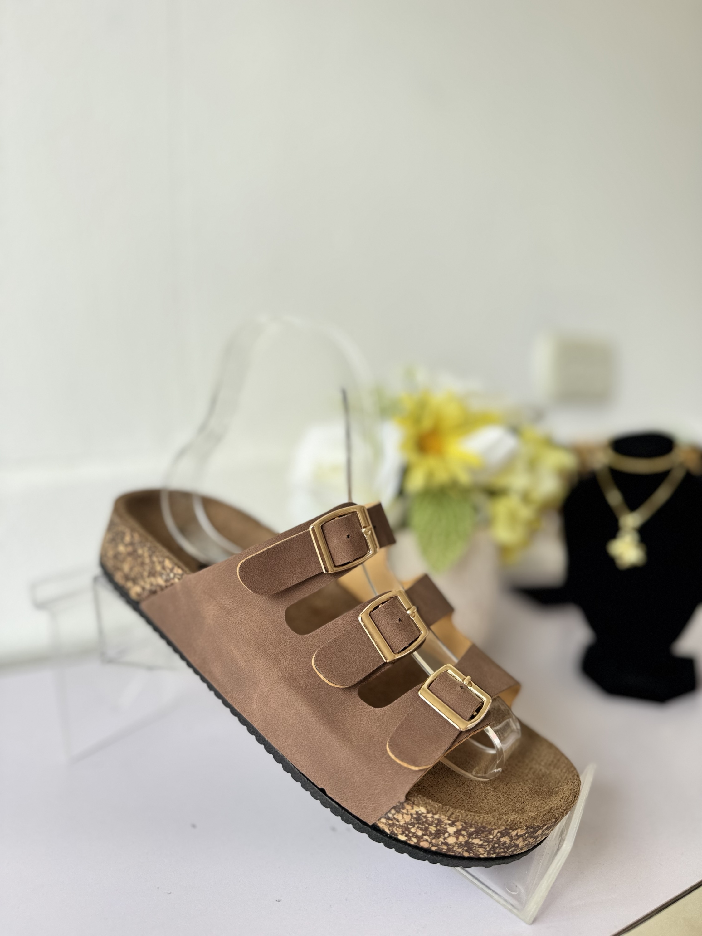 ZYK 822 BROWN